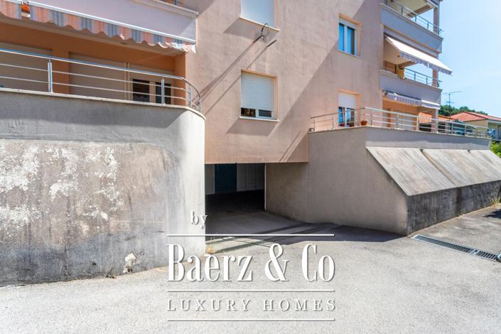Image No.25-4 Bed Apartment for sale