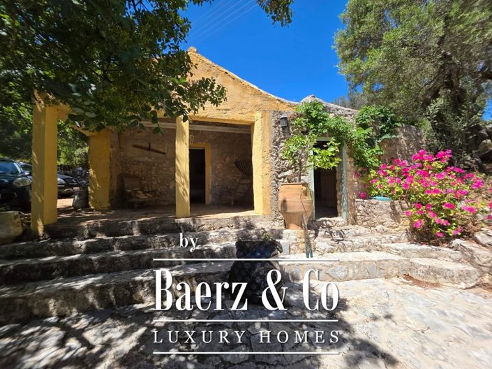 Image No.3-4 Bed Villa for sale