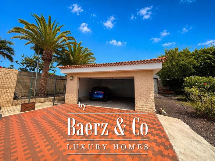 Image No.40-8 Bed Villa for sale