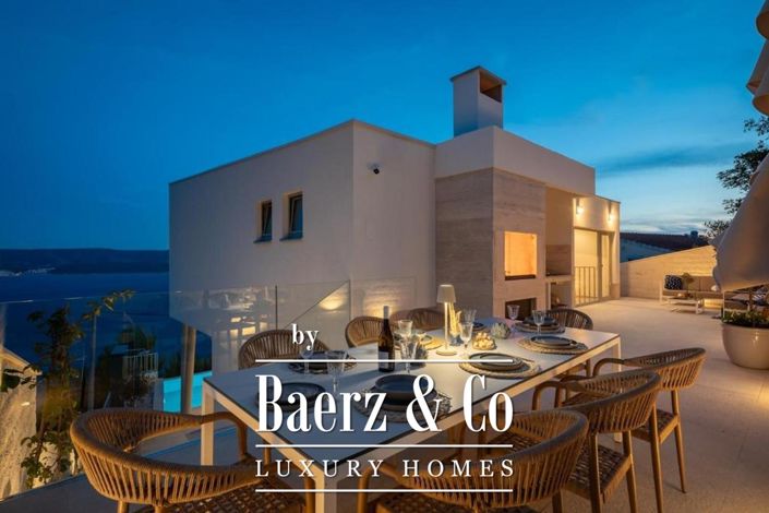 Image No.26-4 Bed Villa for sale
