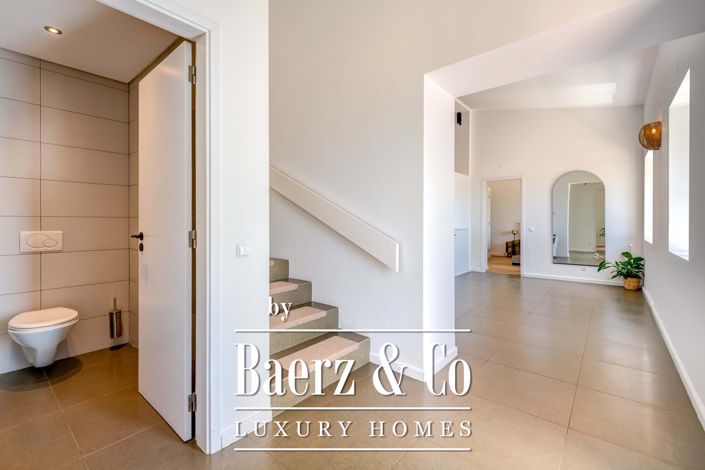 Image No.27-3 Bed Property for sale