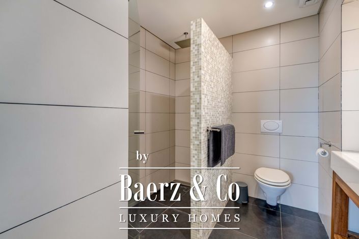 Image No.43-3 Bed Property for sale