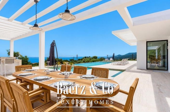 Image No.10-5 Bed Villa for sale