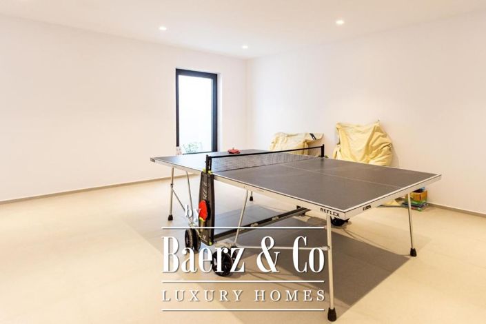Image No.48-5 Bed Villa for sale