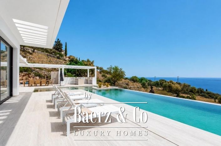 Image No.5-5 Bed Villa for sale