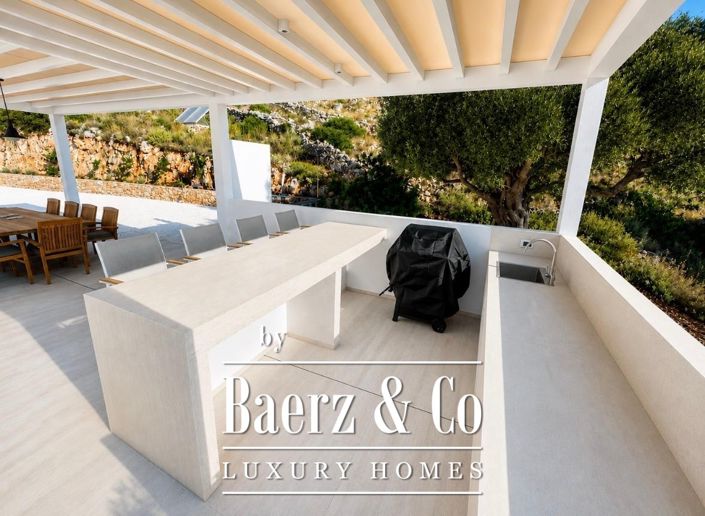 Image No.51-5 Bed Villa for sale