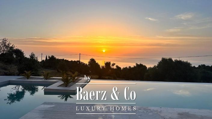 Image No.58-5 Bed Villa for sale