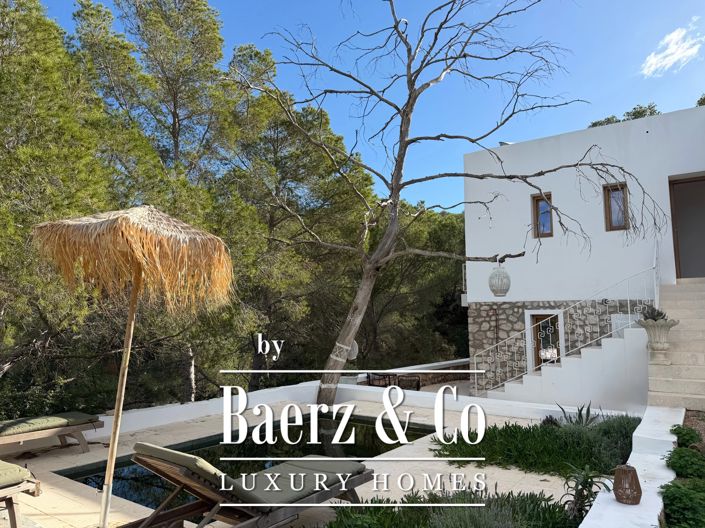 Image No.3-4 Bed Property for sale