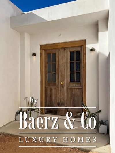 Image No.4-4 Bed Property for sale