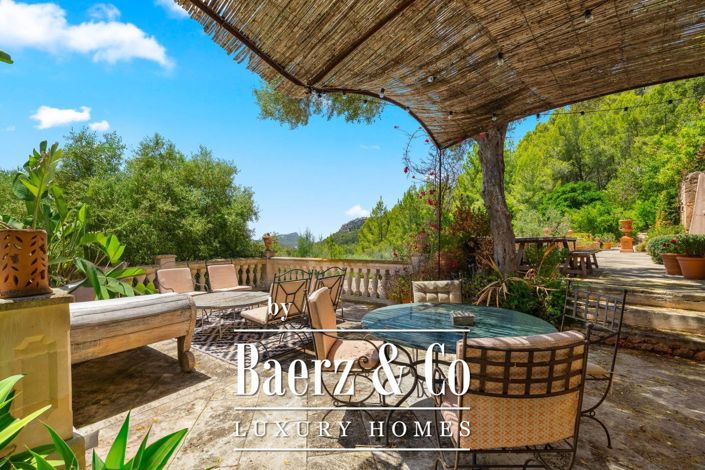 Image No.15-4 Bed Country House for sale