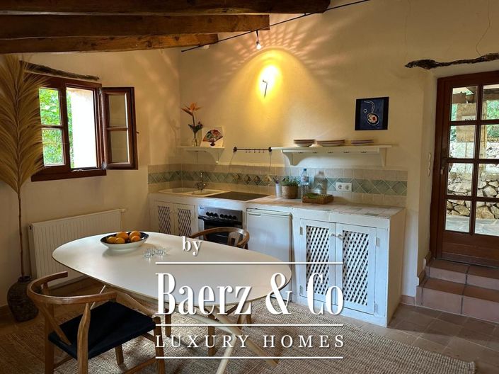 Image No.17-4 Bed Country House for sale