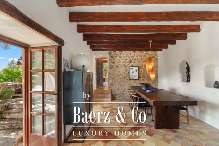 Image No.6-4 Bed Country House for sale