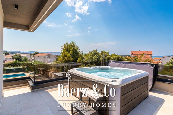 Image No.34-4 Bed Villa for sale