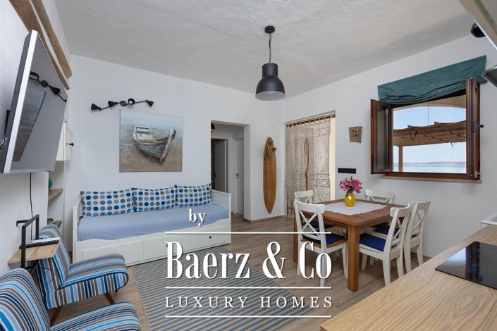 Image No.23-7 Bed Townhouse for sale