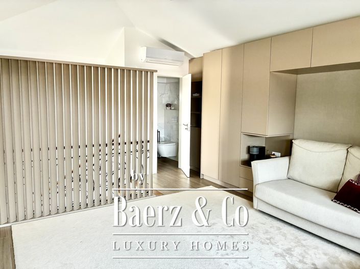 Image No.19-5 Bed Villa for sale