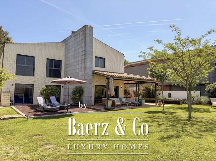 Image No.5-4 Bed Villa for sale