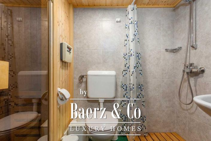 Image No.18-6 Bed Townhouse for sale
