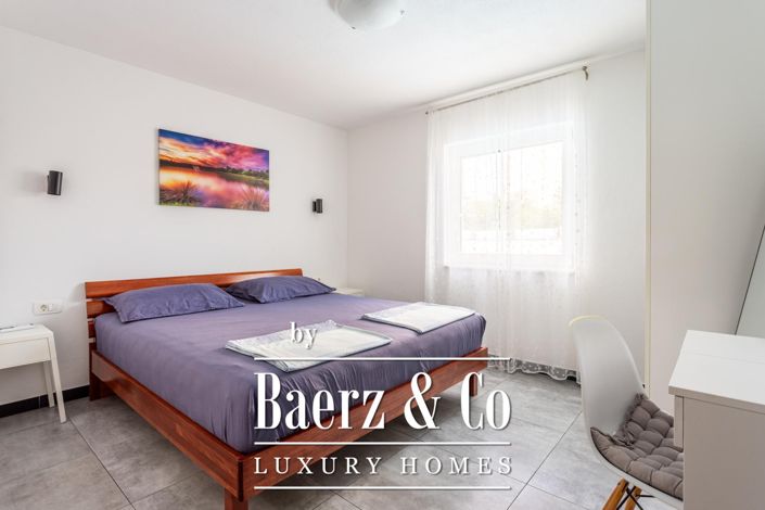 Image No.9-4 Bed Townhouse for sale