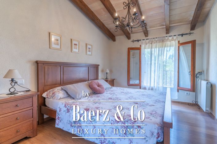 Image No.14-5 Bed Country House for sale