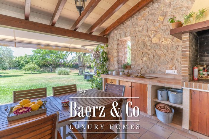 Image No.7-5 Bed Country House for sale