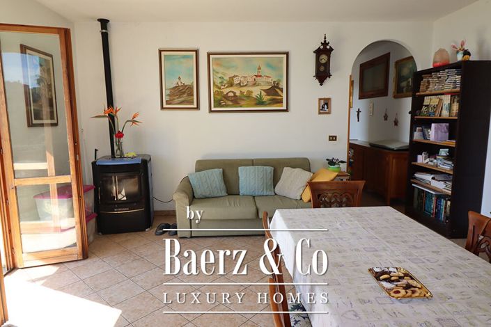 Image No.10-2 Bed Villa for sale