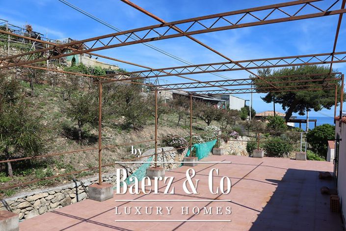 Image No.33-2 Bed Villa for sale