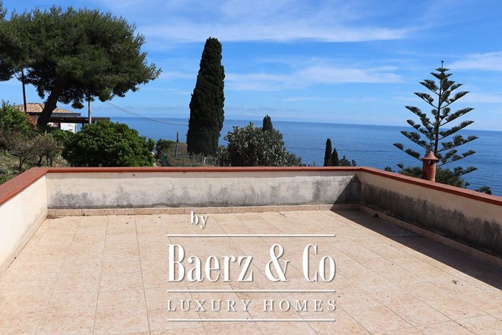 Image No.34-2 Bed Villa for sale