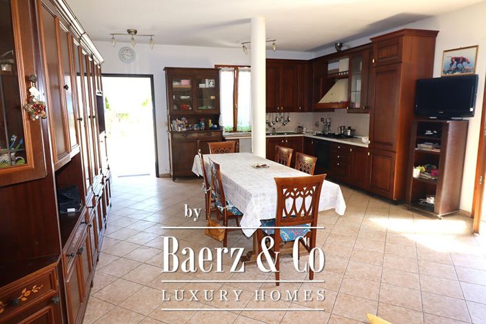Image No.9-2 Bed Villa for sale