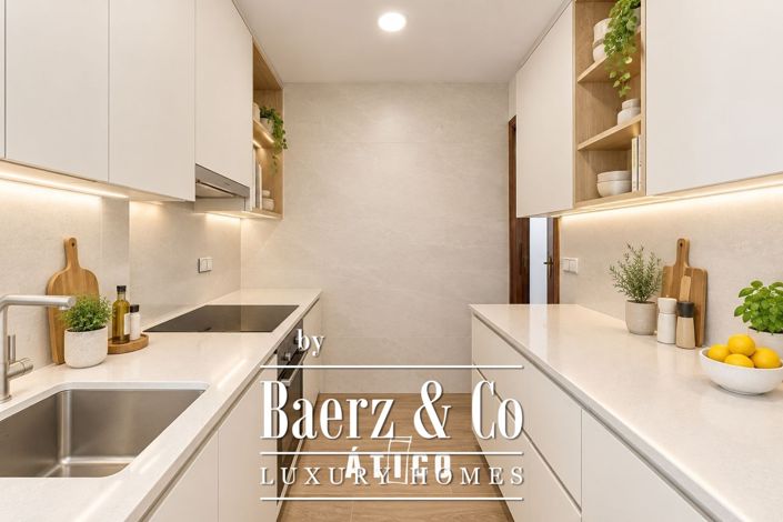 Image No.40-3 Bed Property for sale