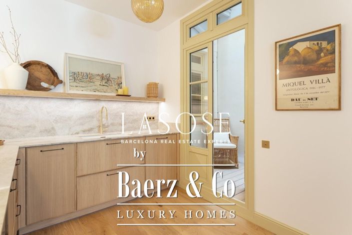 Image No.16-3 Bed Property for sale