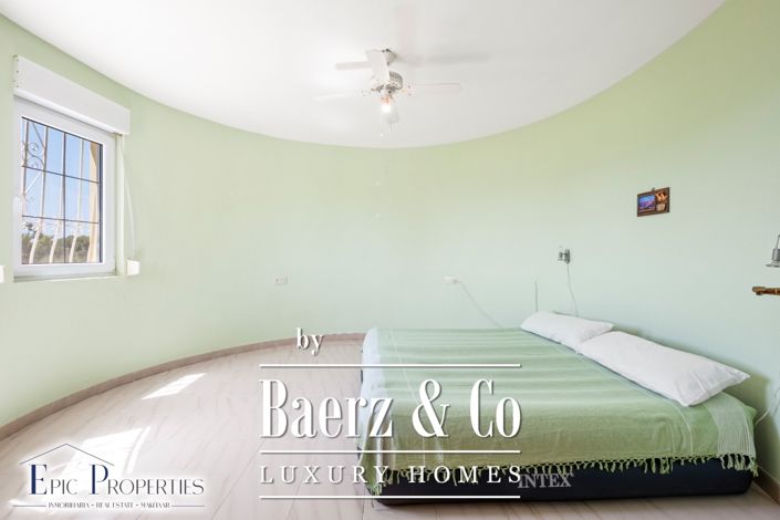 Image No.27-6 Bed Villa for sale