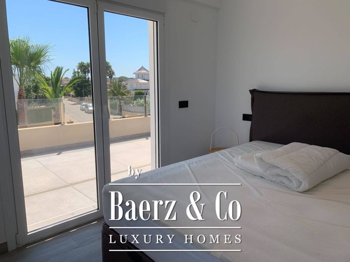 Image No.23-4 Bed Villa for sale