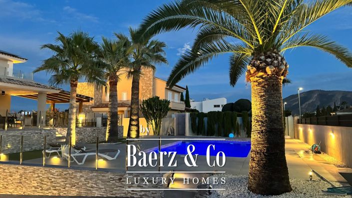 Image No.33-4 Bed Villa for sale