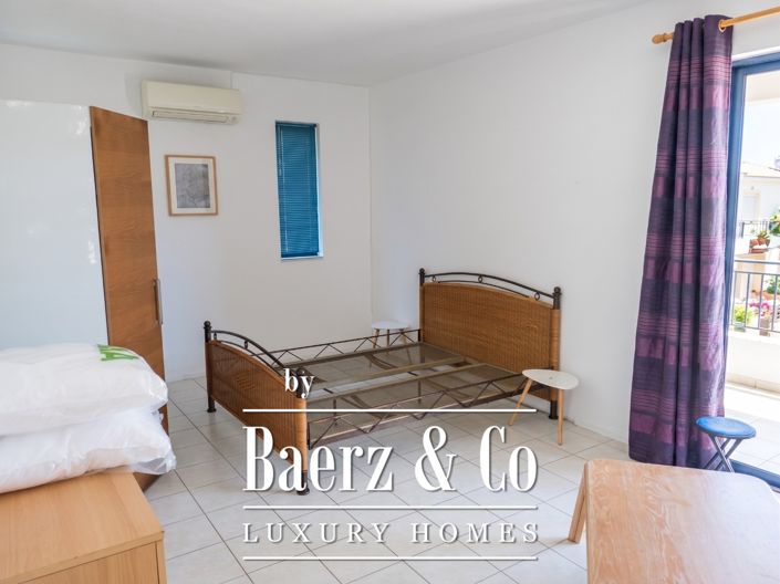 Image No.19-5 Bed Apartment for sale