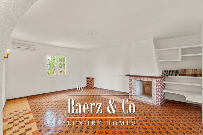 Image No.6-4 Bed Villa for sale