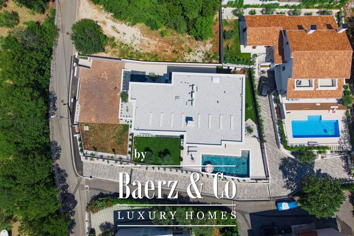 Image No.29-4 Bed Apartment for sale