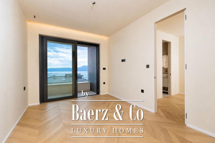 Image No.8-4 Bed Apartment for sale