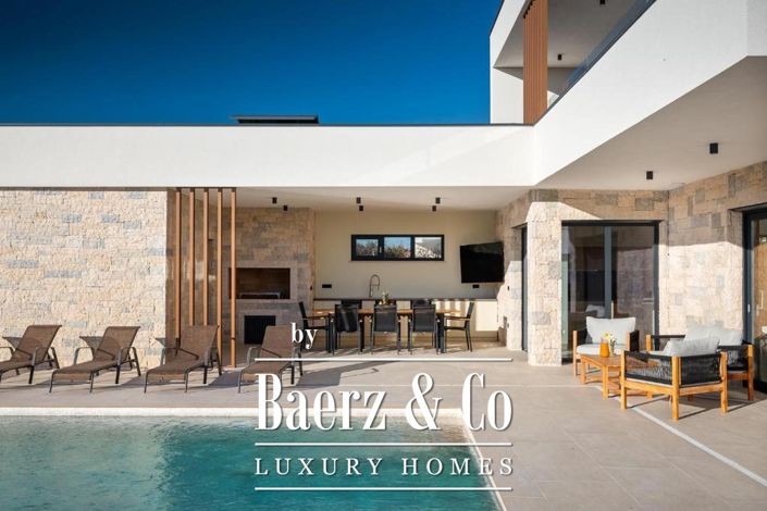 Image No.24-4 Bed Villa for sale