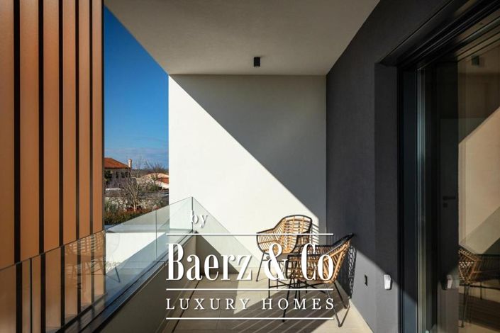 Image No.35-4 Bed Villa for sale