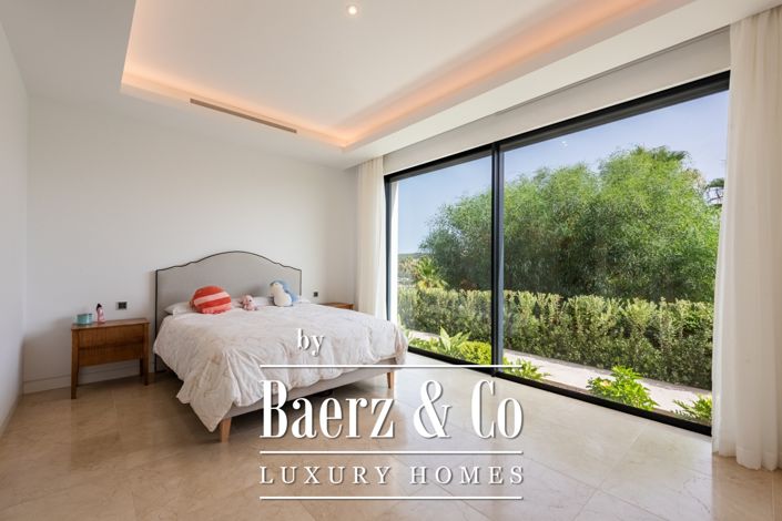 Image No.23-4 Bed Villa for sale