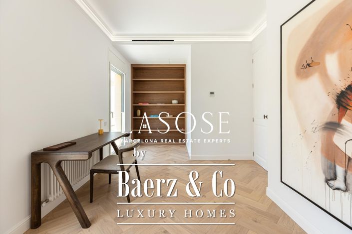 Image No.26-3 Bed Property for sale