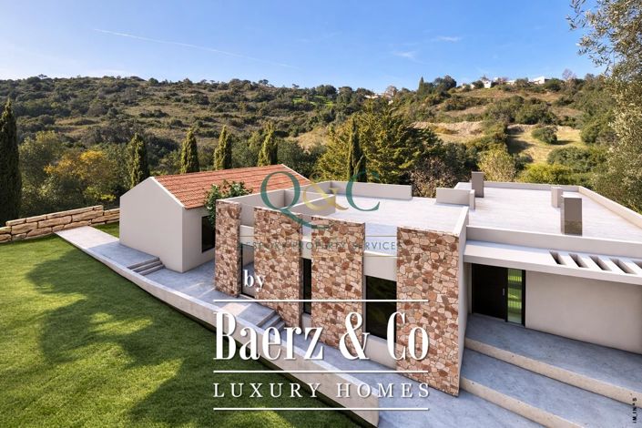 Image No.2-5 Bed Villa for sale