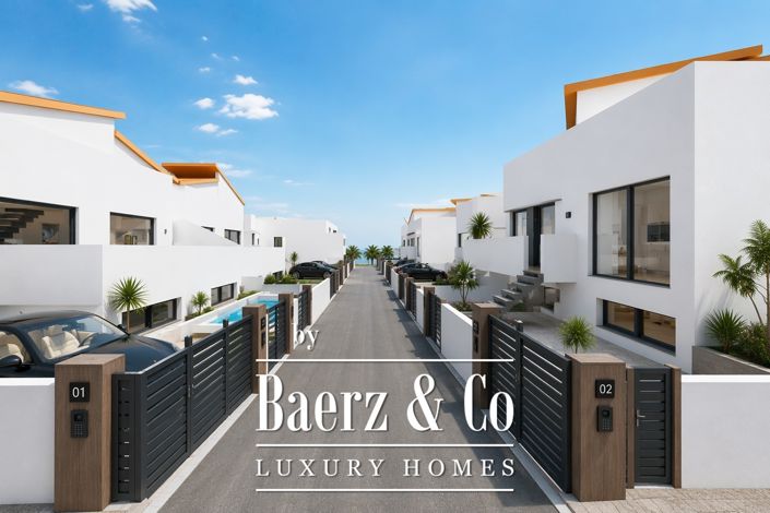 Image No.22-4 Bed House for sale