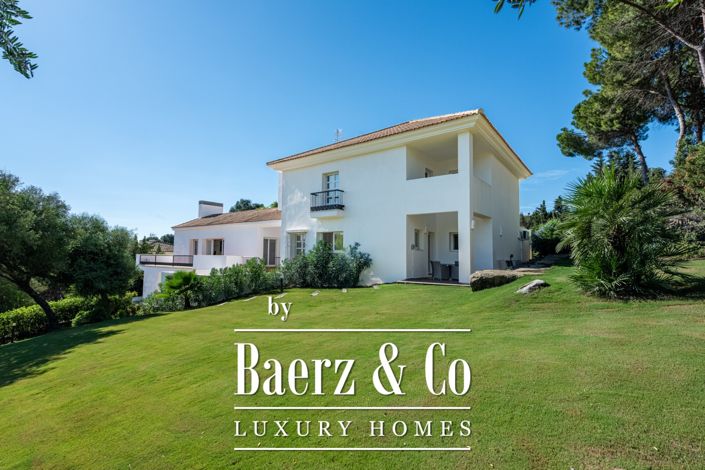 Image No.4-4 Bed Villa for sale