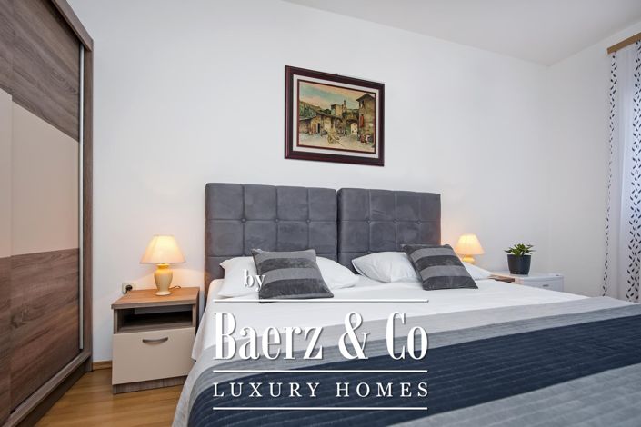 Image No.11-6 Bed House for sale