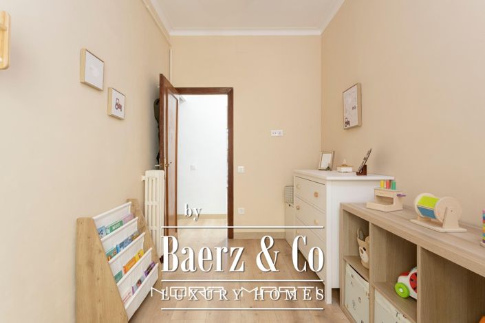 Image No.21-3 Bed Apartment for sale