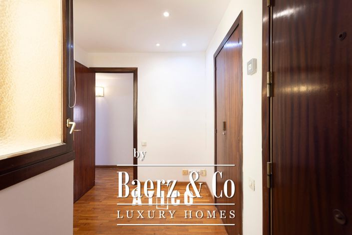 Image No.3-4 Bed Property for sale