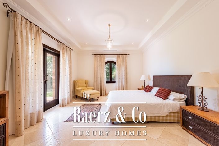 Image No.29-5 Bed Villa for sale