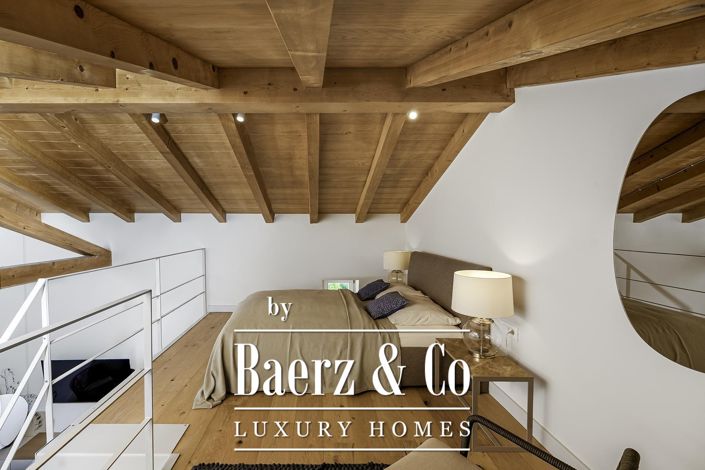 Image No.20-4 Bed Townhouse for sale