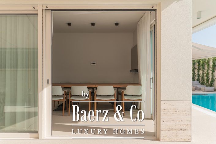Image No.20-6 Bed Apartment for sale